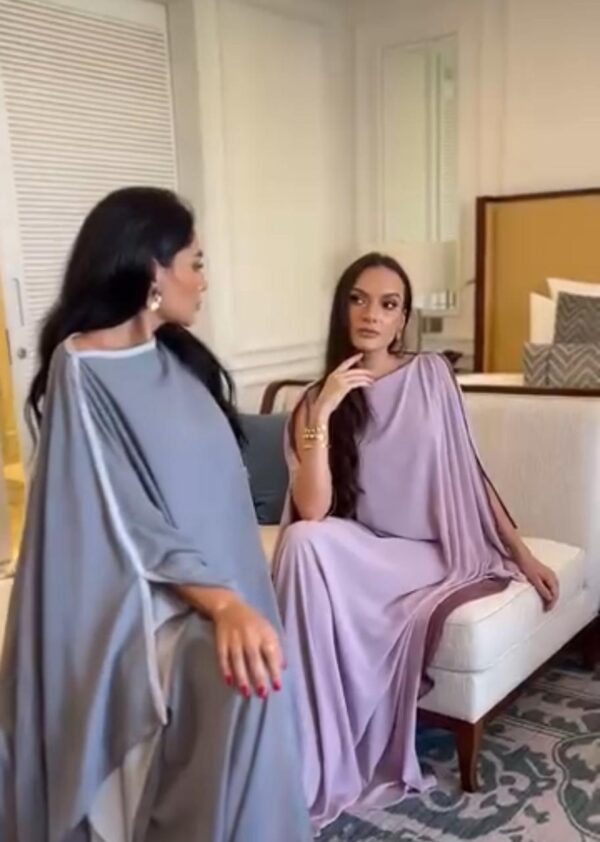 Elegant Two-Tone Chiffon Abaya – Free Size